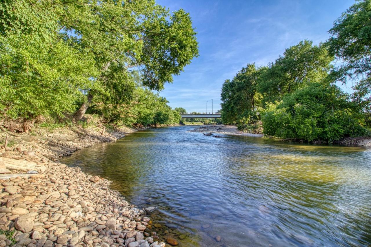 Fantastic Location! River And Mountain Views 2Br/2Ba Sleeps 6 Pigeon Forge Extérieur photo